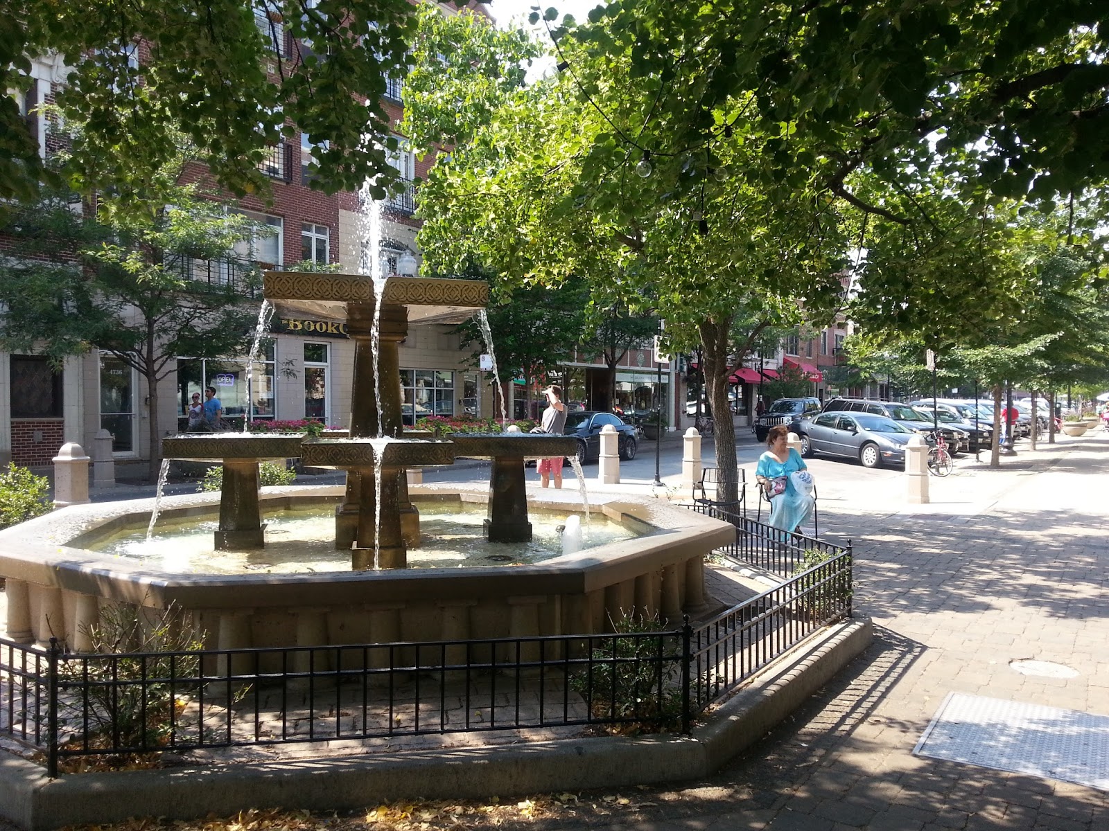 Giddings Plaza Fountain - PBC Chicago
