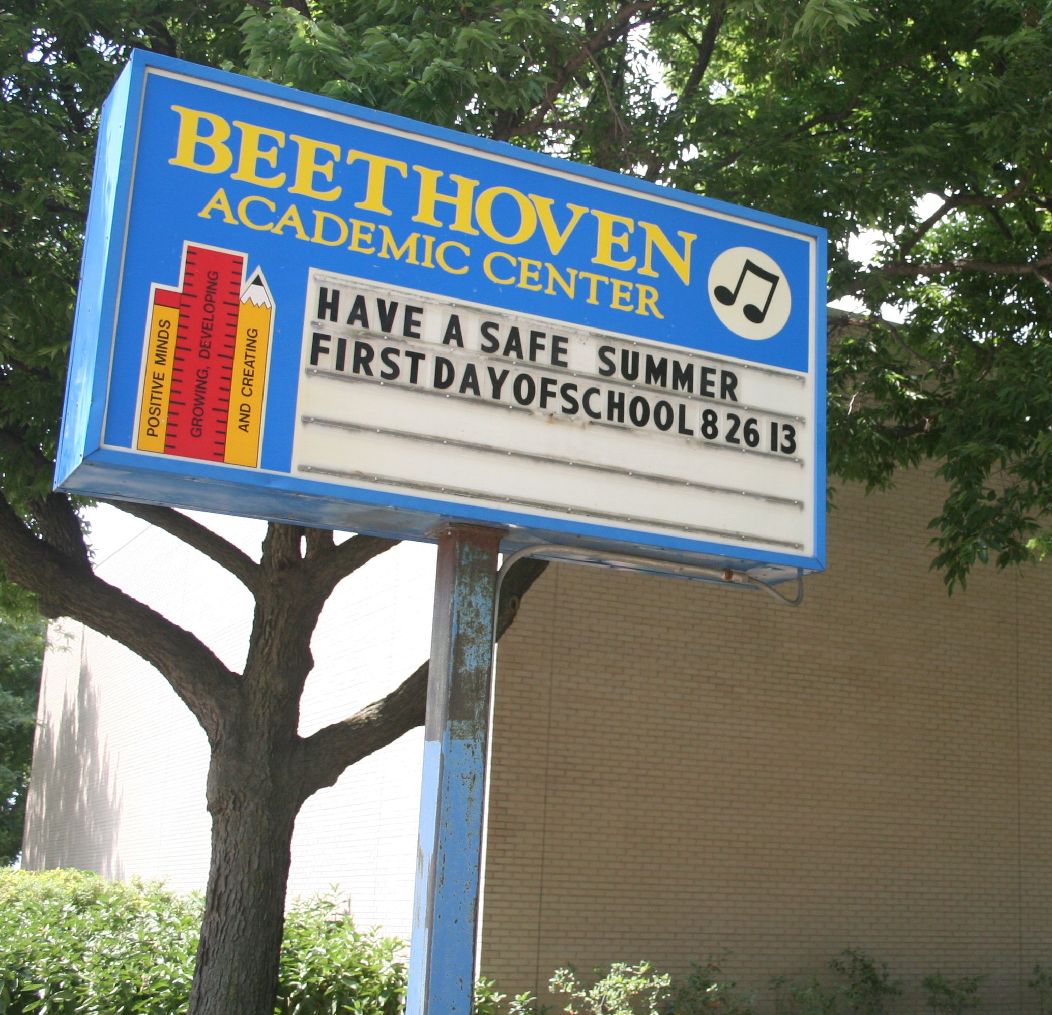 featured image Ludwig Van Beethoven Elementary School