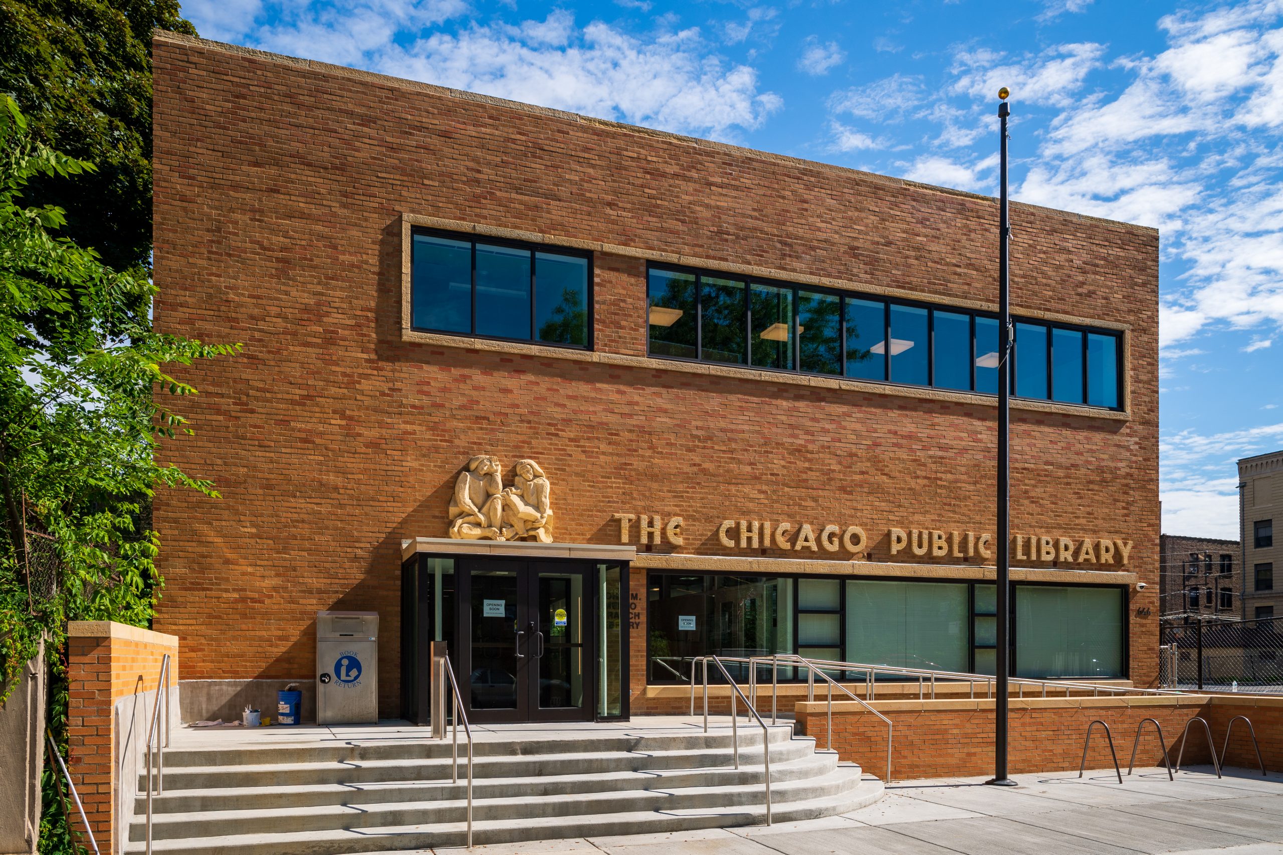 Merlo branch library